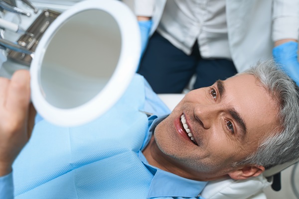 What to Ask During Your Implant Dentures Appointment